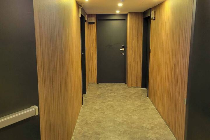Room 28 of 59