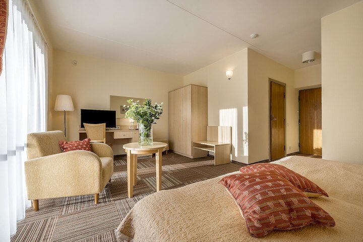Room 12 of 56