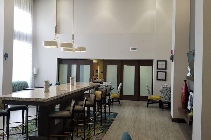 Breakfast/Coffee Service 46 of 64