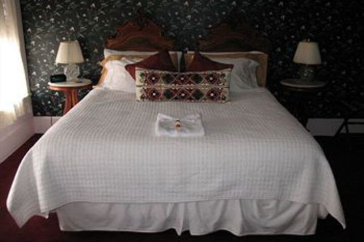 Room 12 of 23