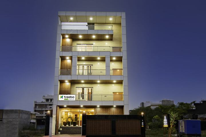 Hotel 26 of 26