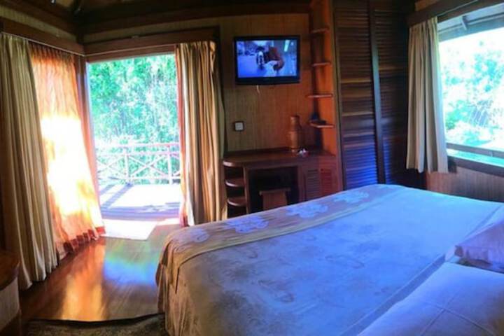 Room 5 of 41
