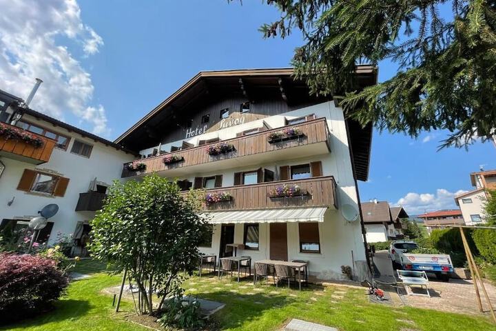 Hotel Garni Savoy