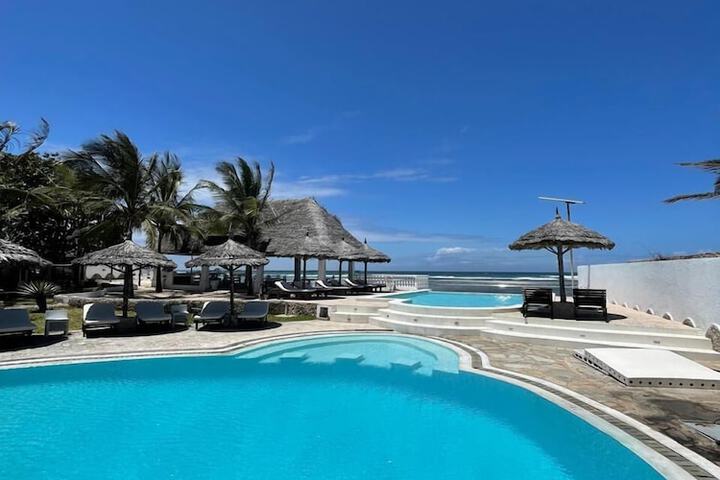 Mawe Zuri Resort