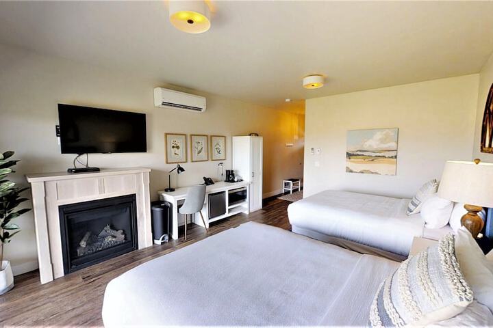 Room 5 of 33
