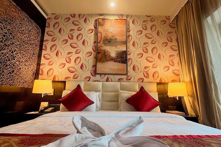 Room 28 of 121