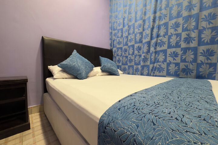 Room 46 of 68