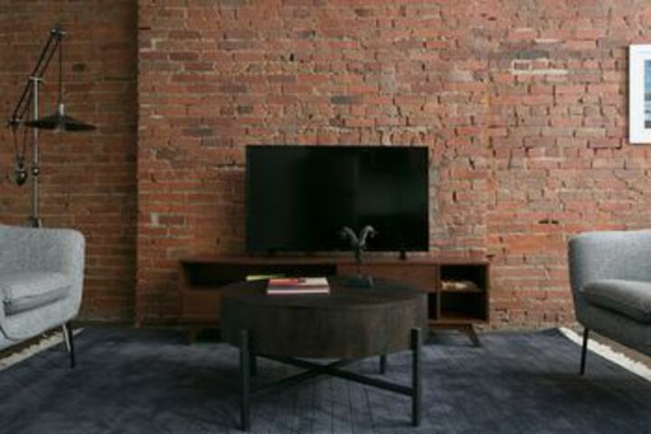 Room 16 of 22