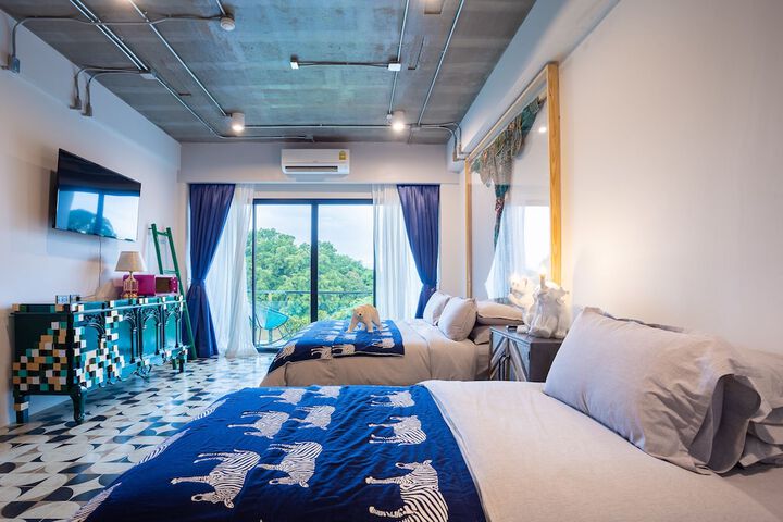 Room 41 of 143