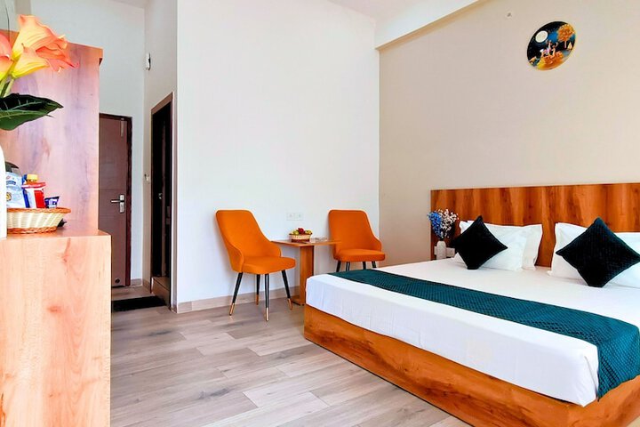 Room 16 of 87
