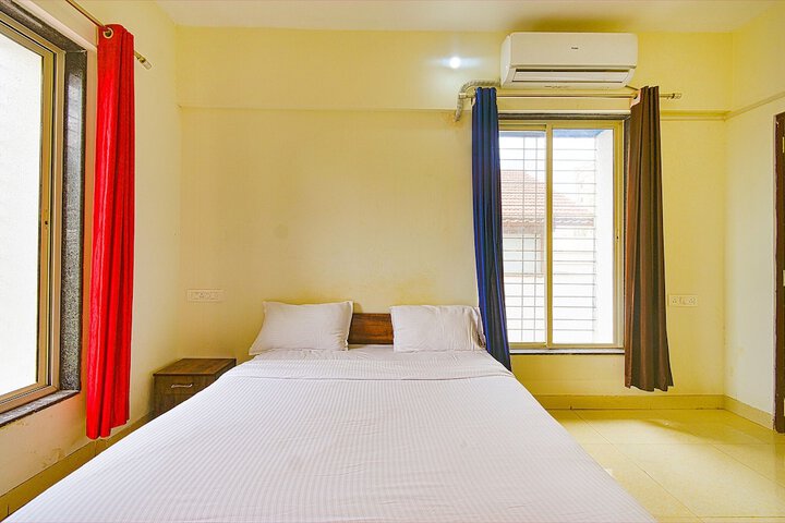 Room 10 of 30