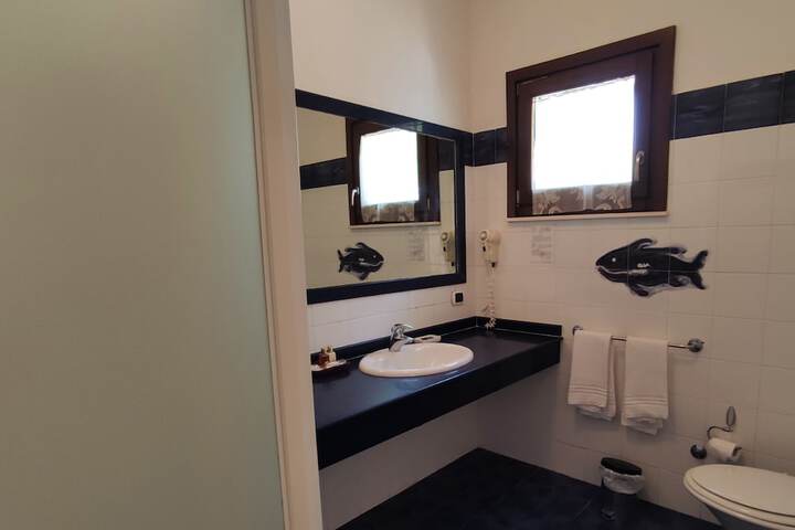Room 10 of 87