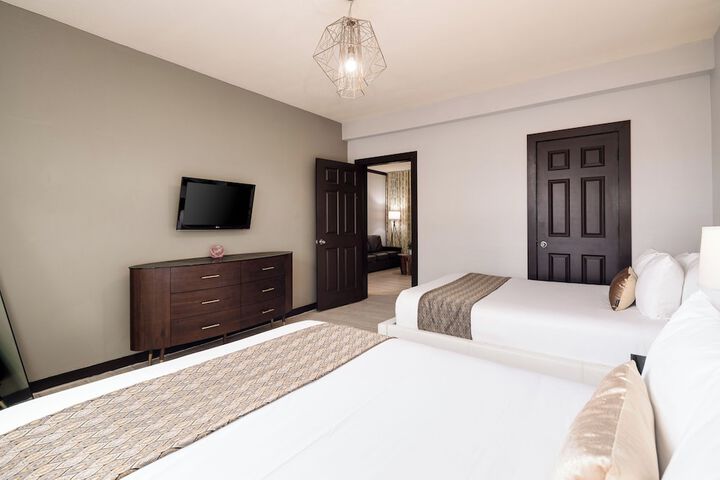 Room 10 of 68