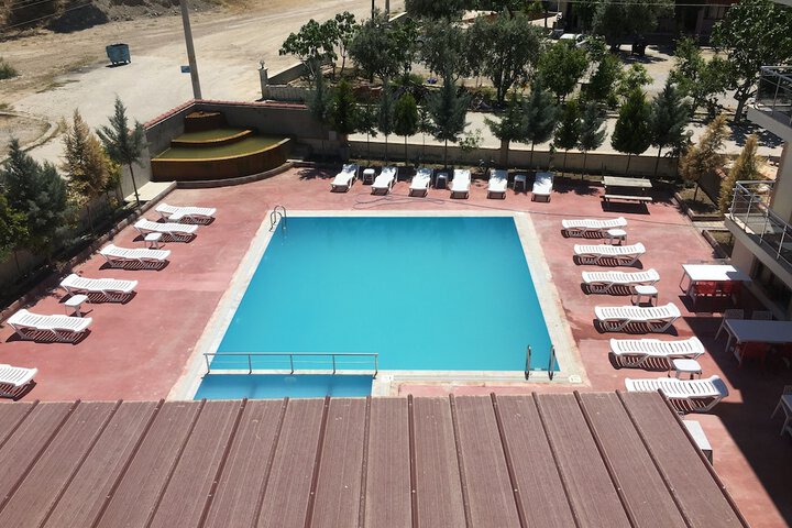 Hotel 82 of 85