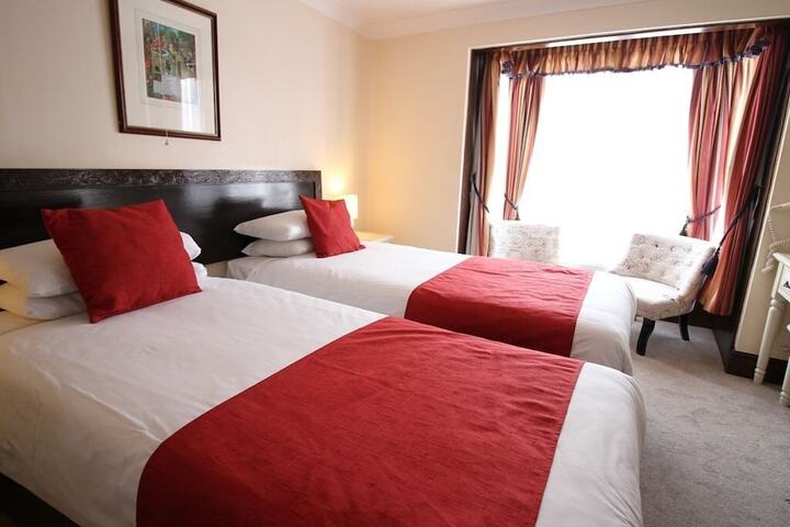 Room 30 of 140