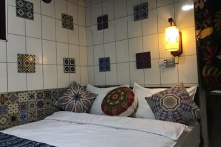 Room 17 of 23