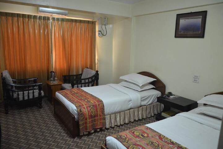 Room 14 of 26