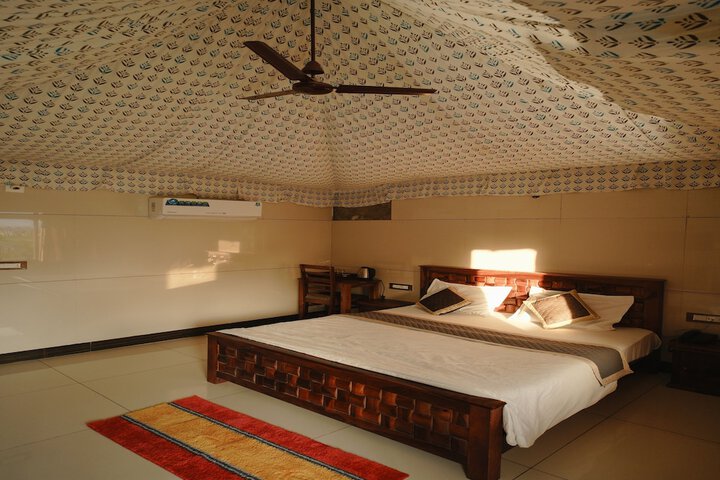 Room 3 of 31
