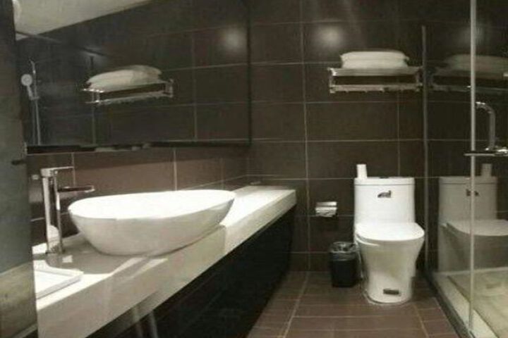 7 Days Inn Loudi Lianyuan Renmin Plaza Bus Station Branch