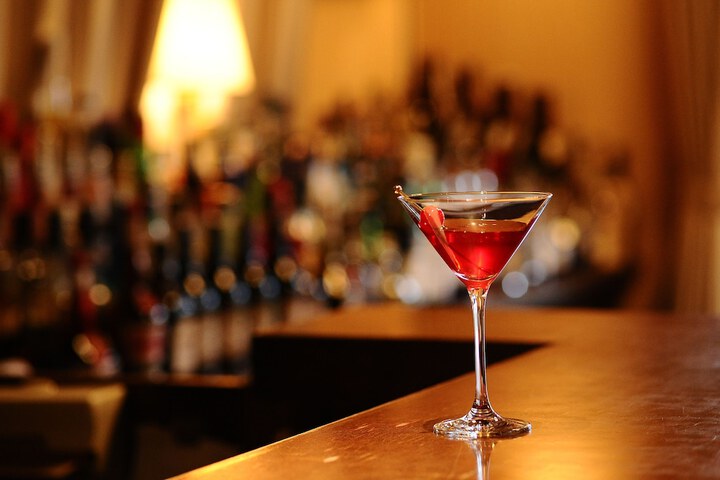 Lounge 103 of 120