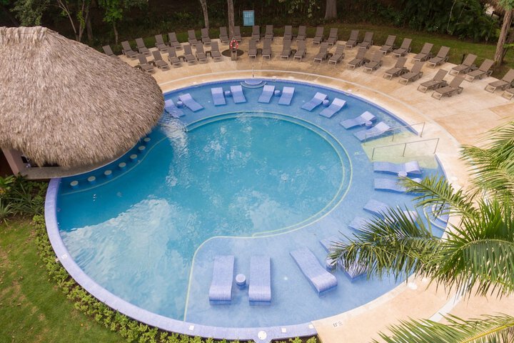 Pool 53 of 163