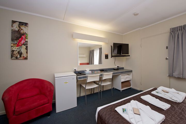 Room 10 of 51
