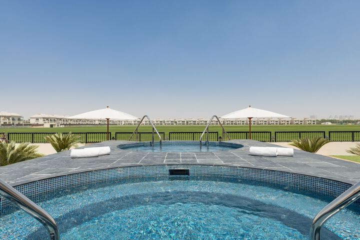 Pool 50 of 73