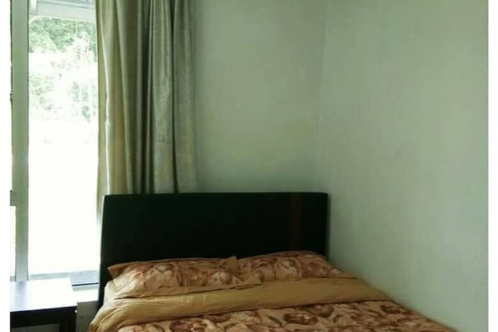 Room 8 of 23