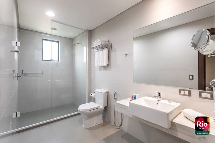 Clean Restrooms