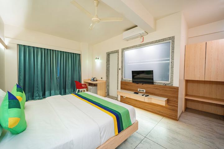 Room 18 of 53