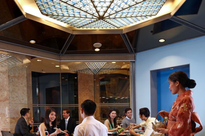 Dining 47 of 60