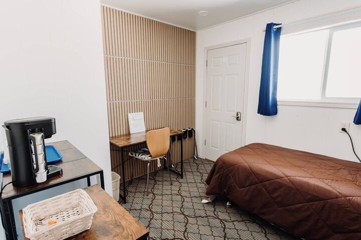 Room 20 of 38