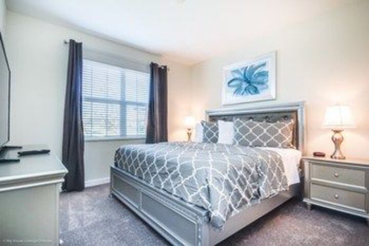 Room 7 of 29