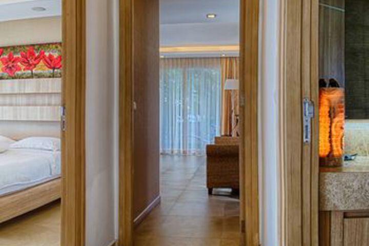 Room 40 of 103