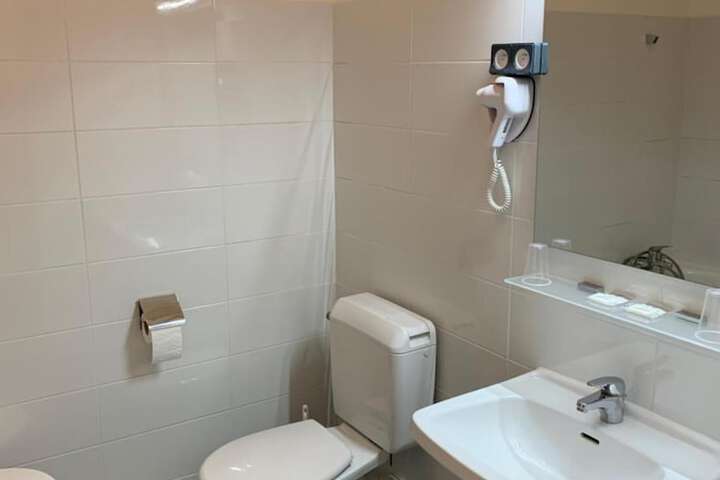 Clean Restrooms