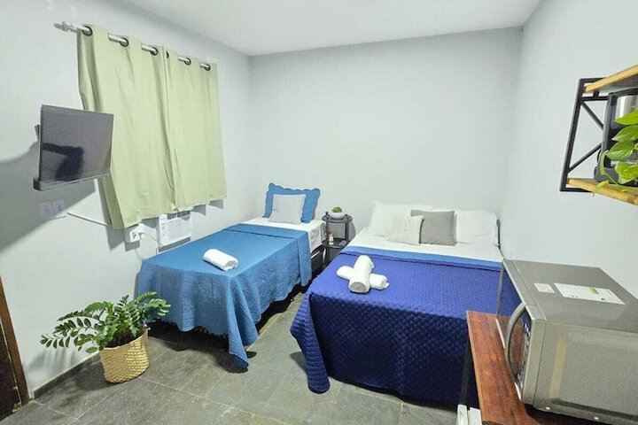 Room 7 of 28