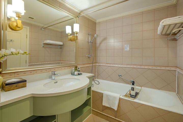 Bathroom Photo