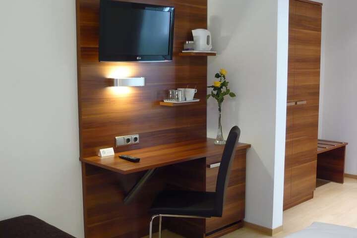 Room 26 of 50