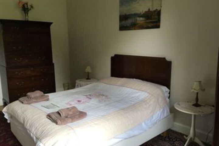 Room 10 of 49