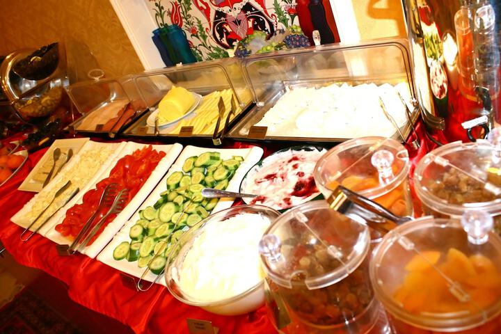 Dining 54 of 69
