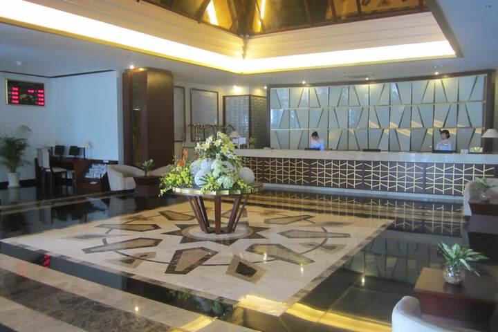 Hotel Interior 4 of 47