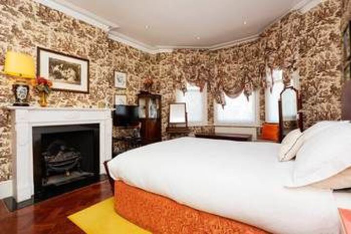 Room 16 of 29