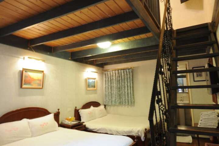 Room 9 of 56