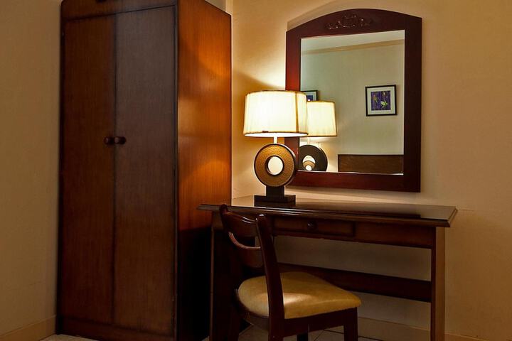 Room 29 of 50