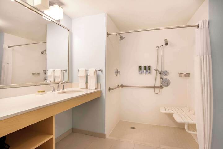 Bathroom shower