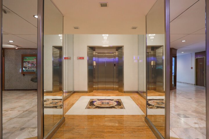 Hotel Interior 8 of 131