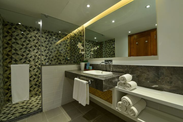 Bath Interior