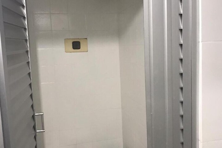Room 46 of 70