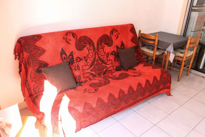 Room 2 of 13