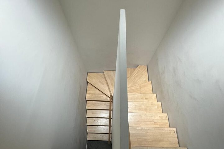 Room 44 of 105
